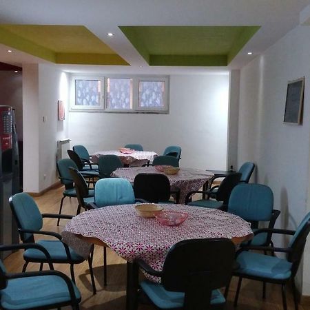 ปาเวีย ออสเตลโล Hostel ภายนอก รูปภาพ